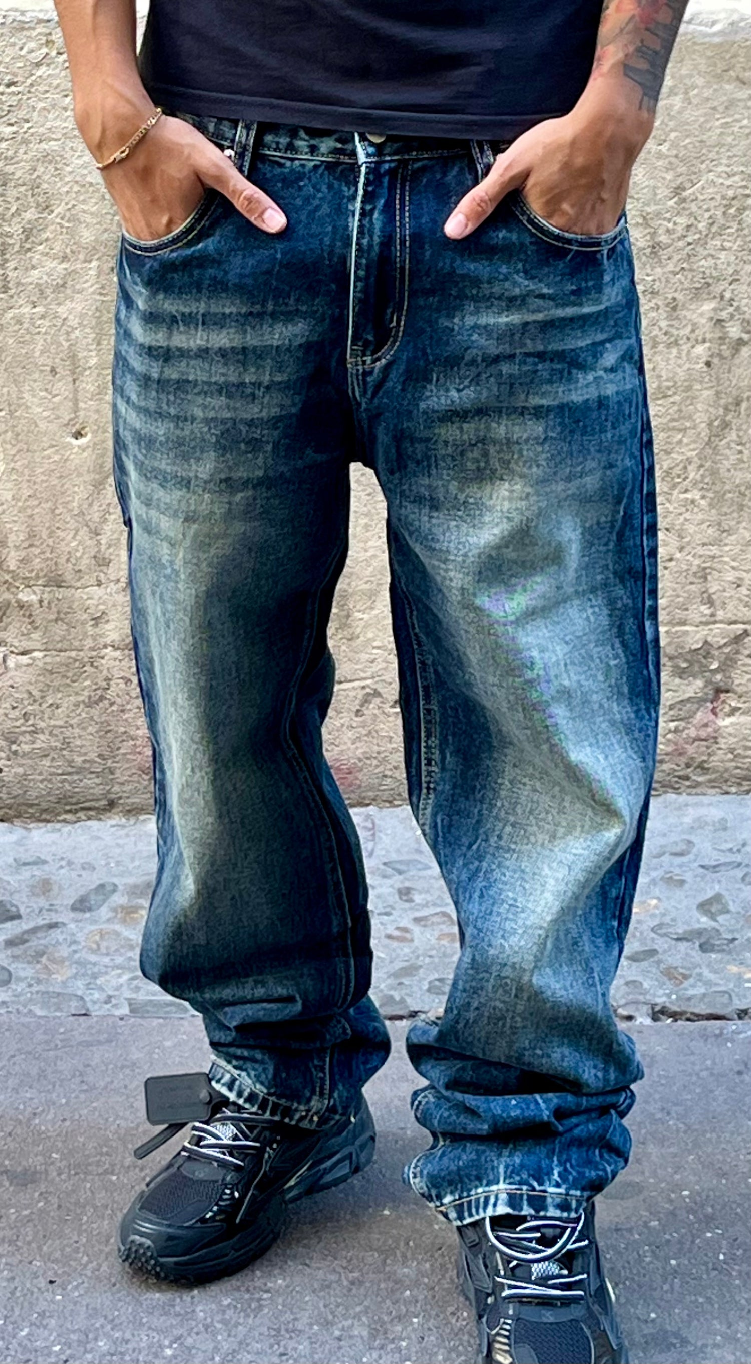 Jean homme foncé délavé coupe droite