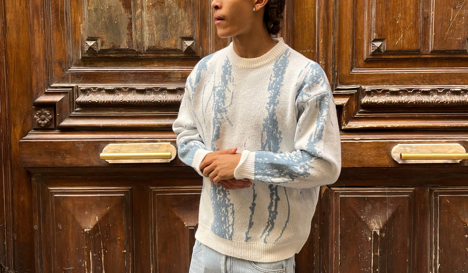 Pull effet laine blanc style tache bleu  