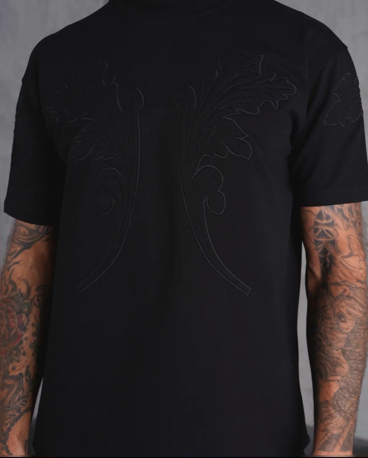 Ensemble T-shirt & Pantalon Noir Brodé - Code Barre 34