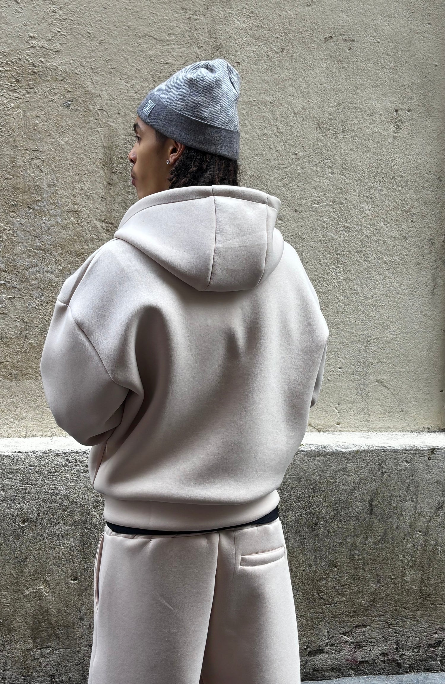 ensemble jogging beige- veste à zip et pantalon