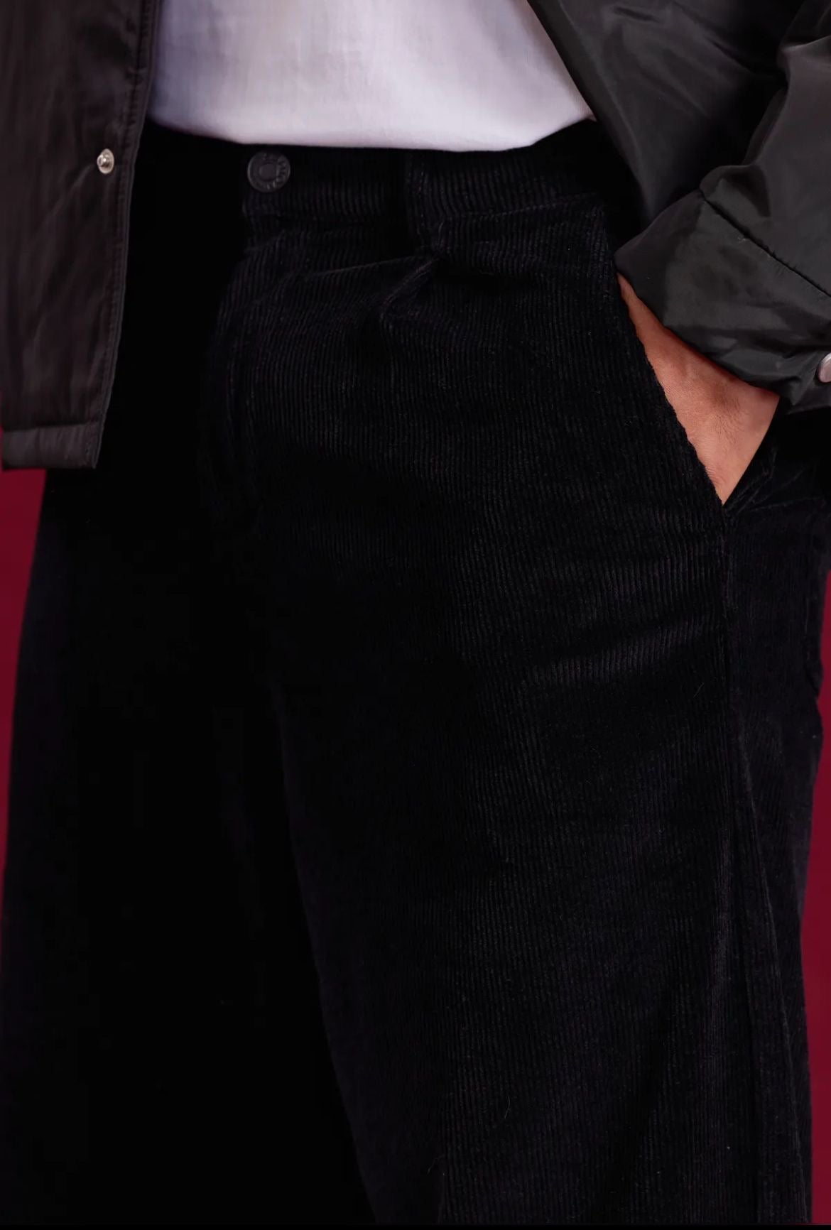 Pantalon uni à rayures en velours - Code Barre 34