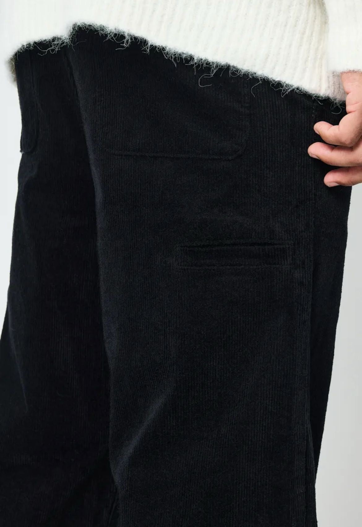 Pantalon uni à rayures en velours - Code Barre 34