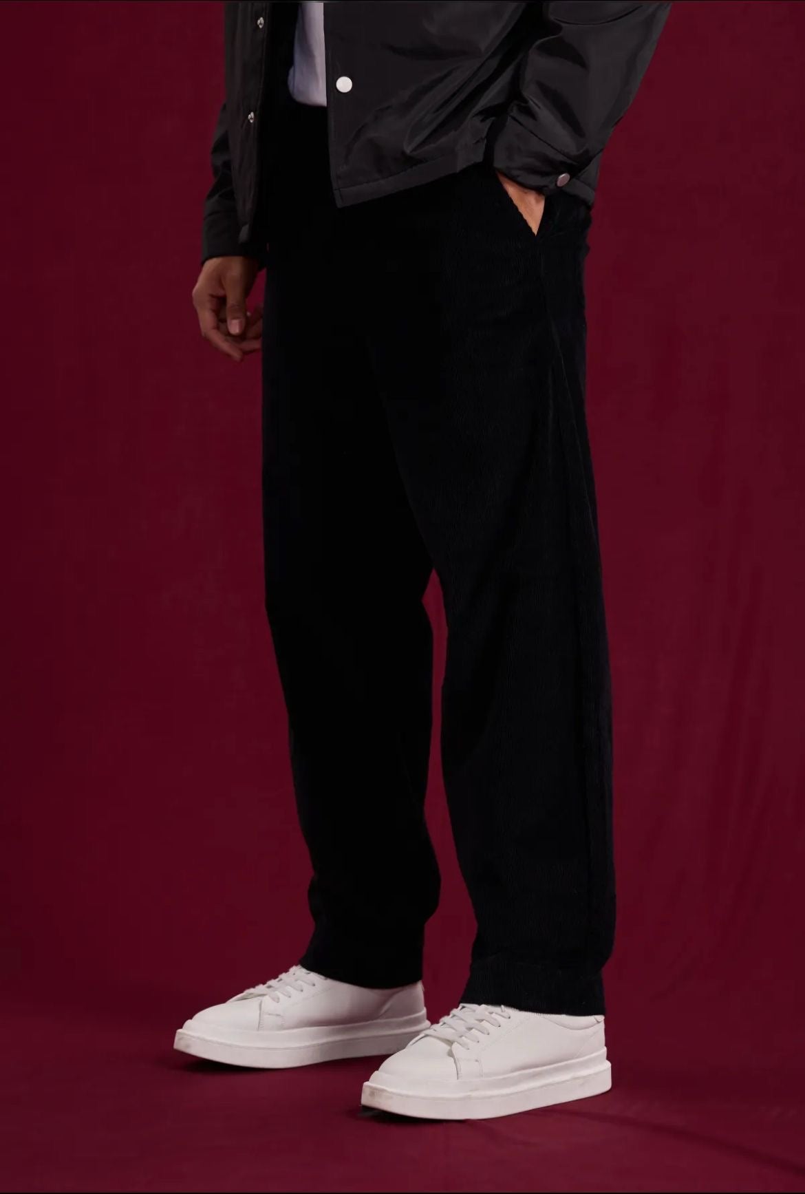 Pantalon uni à rayures en velours - Code Barre 34