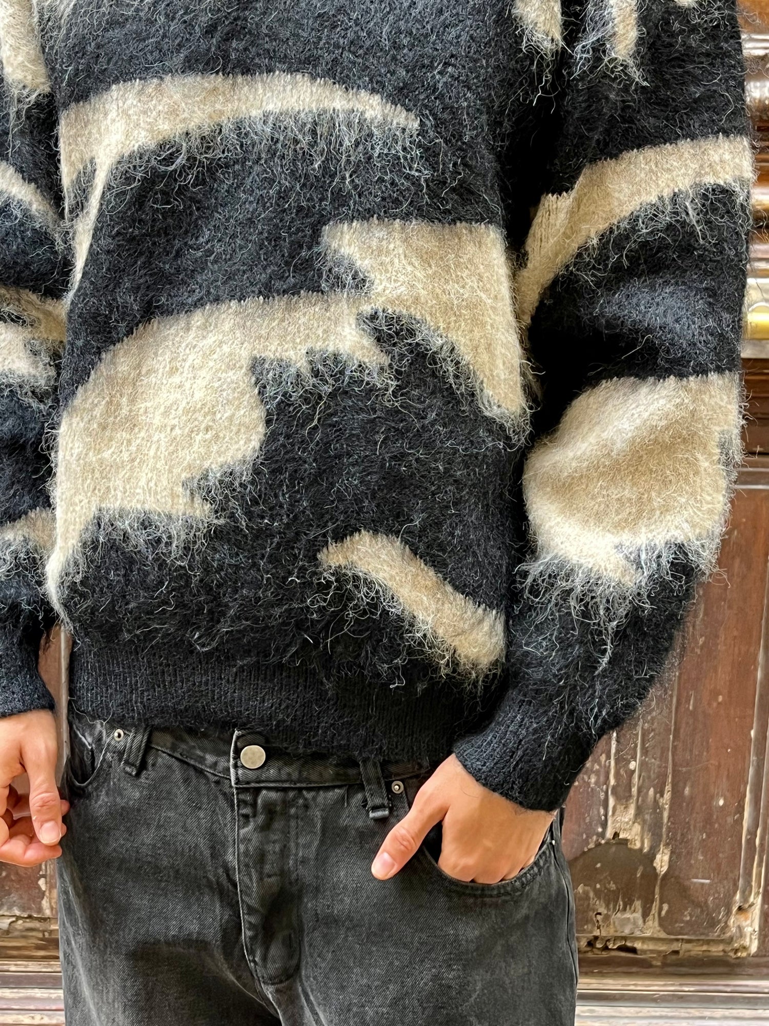 Pull Wave Line rayures verticales noir/blanc sans capuche