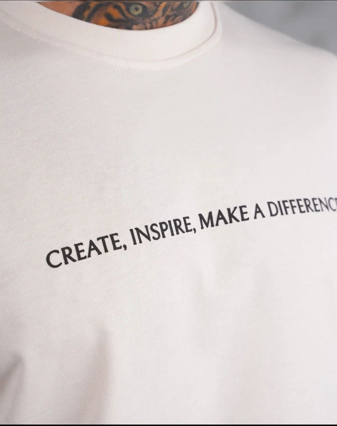 T-shirt Message "Inspire" - Code Barre 34