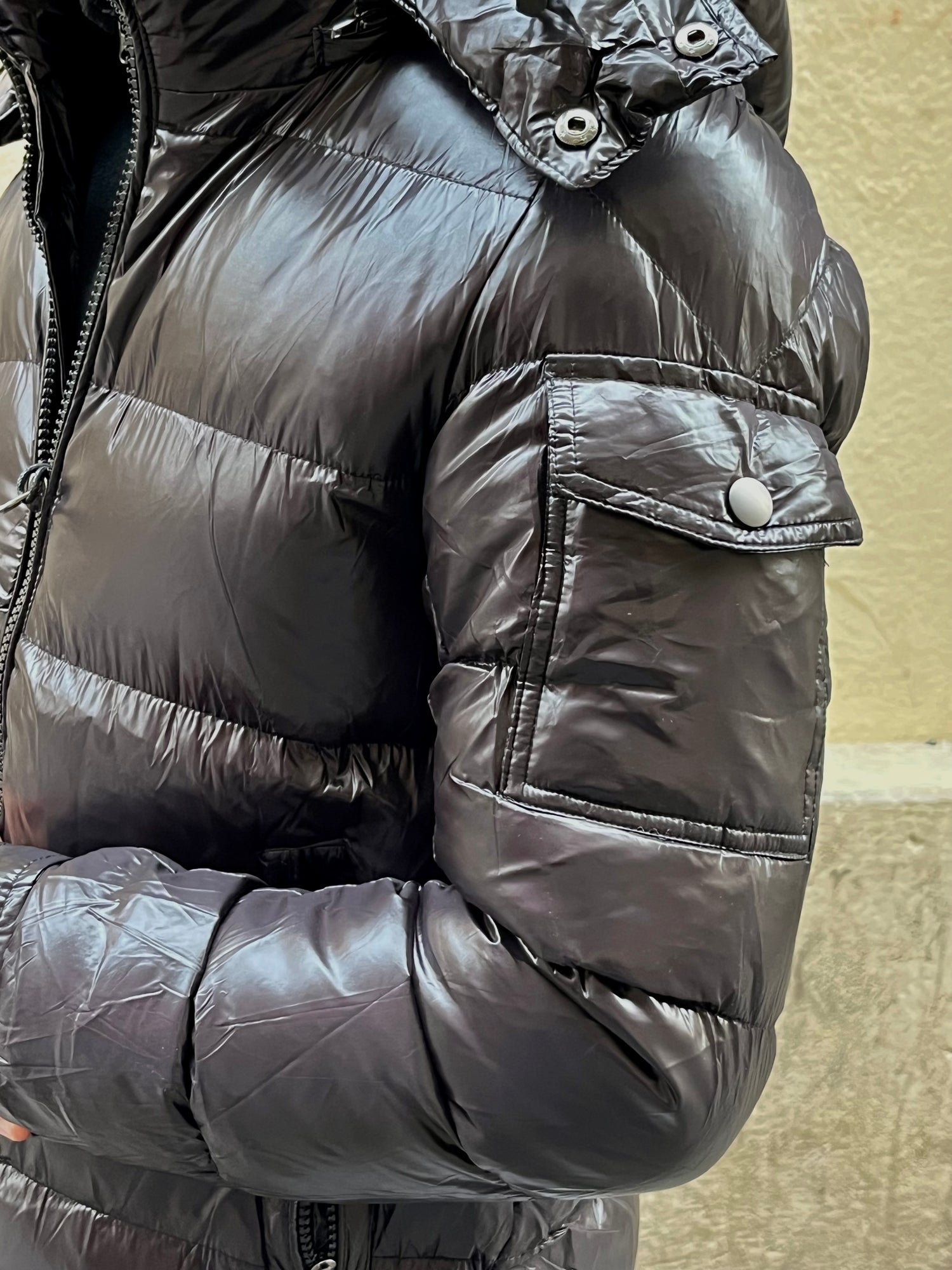 doudoune noire brillante homme